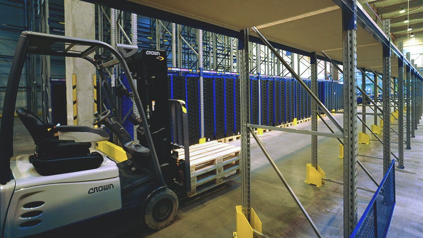 Élelmiszeripari raktár teljeskörű megtervezése és megvalósítása - QLM projekt